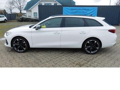 Gebraucht Cupra Leon 150 PS (110 kW) 2024 Candyweis c9a (weiß)weiß Kombi