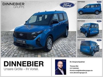Neu Ford Tourneo Courier Titanium 125 PS (91 kW) 2026 Blau (metallic) Van / Kleinbus