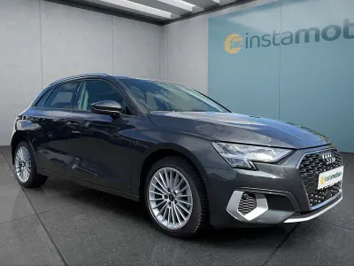 Gebraucht Audi A3 Sportback 150 PS (110 kW) 2024 Grau Kleinwagen