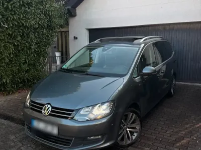 Gebraucht VW Sharan Edition 140 PS (102 kW) 2014 Silber Van / Kleinbus
