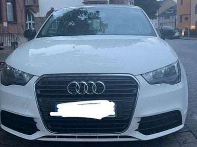 Gebraucht Audi A1 Ambition 122 PS (89 kW) 2011 Weiß Kleinwagen