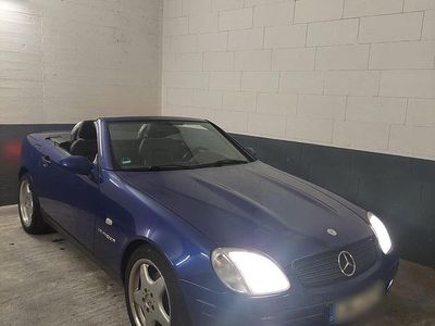 Gebraucht Mercedes SLK230 193 PS (141 kW) 1998 Blau Cabrio