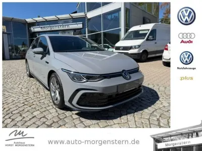 Gebraucht VW Golf VIII R-line 131 PS (96 kW) 2023 Mondsteingrau (metallic) Limousine