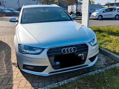 Gebraucht Audi A4 143 PS (105 kW) 2012 Silber Kombi