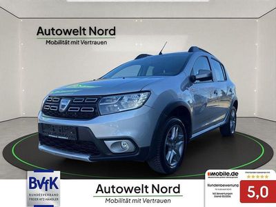 Gebraucht Dacia Sandero Celebration 95 PS (69 kW) 2020 Highland grey Limousine