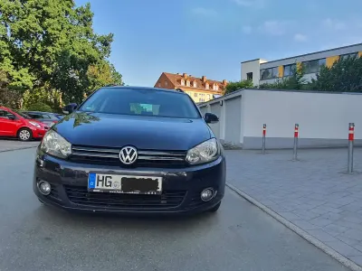 Gebraucht VW Golf VI Comfortline 105 PS (77 kW) 2013 Schwarz Kombi