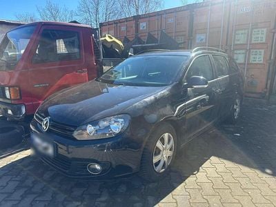 Gebraucht VW Golf VII Highline 105 PS (77 kW) 2012 Schwarz Kombi