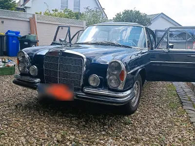 Gebraucht Mercedes 280 200 PS (147 kW) 1972 Blau Limousine