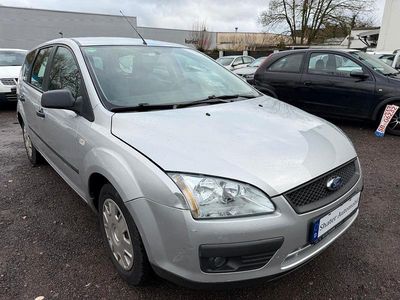 Second-hand Ford Focus Fun X 101 CP (74 kW) 2007 Argintiu Break