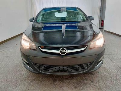 Schwarz Gebraucht 2013 Opel Astra Limousine | 5.300 € (Fairer Preis)