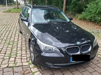 Gebraucht BMW 520 163 PS (119 kW) 2009 Schwarz Kombi