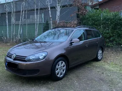 Gebraucht VW Golf VI 2011 Braun Kleinwagen