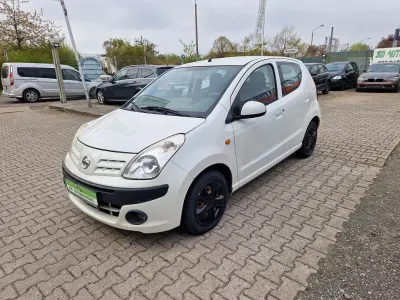 Gebraucht Nissan Pixo Acenta 68 PS (50 kW) 2011 Weiß Kleinwagen