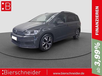 Grau Gebraucht 2022 VW Touran Comfortline Van / Kleinbus | 28.450 € (Fairer Preis)
