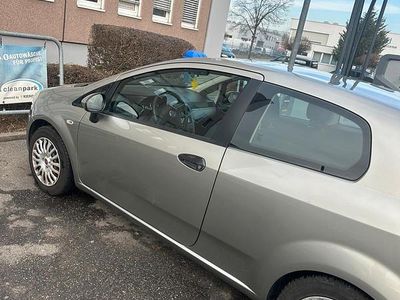 Gebraucht Fiat Punto 70 PS (51 kW) 2009 Beige Kleinwagen