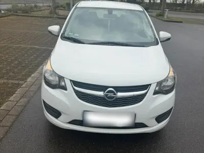 Używany Opel Karl Edition 75 KM (55 kW) 2018 Biały Hatchback