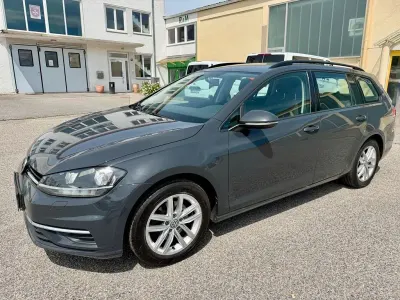 Gebraucht VW Golf VII Comfortline 150 PS (110 kW) 2019 Grau Kombi
