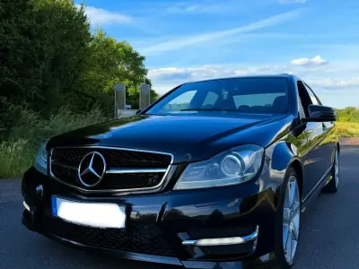 Gebraucht Mercedes C250 AMG 204 PS (150 kW) 2013 Schwarz Limousine