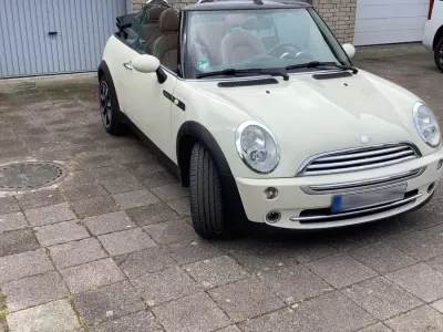 Usata Mini Cooper Cabriolet 85 CV (62 kW) 2008 Bianco Cabrio
