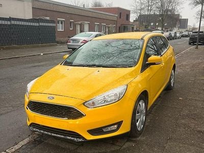 Gebraucht Ford Focus 120 PS (88 kW) 2017 Weiß Kombi