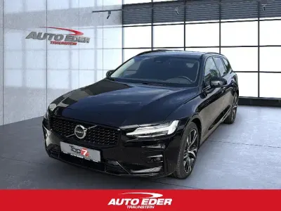 Gebraucht Volvo V60 Plus 197 PS (144 kW) 2024 Onyx black Kombi