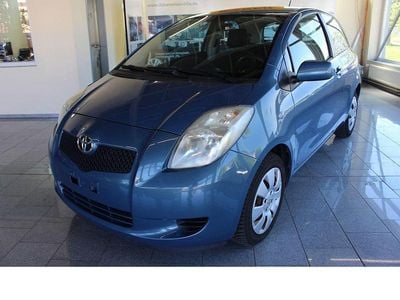 Usata Toyota Yaris Sol 87 CV (63 kW) 2007 Blu Utilitaria
