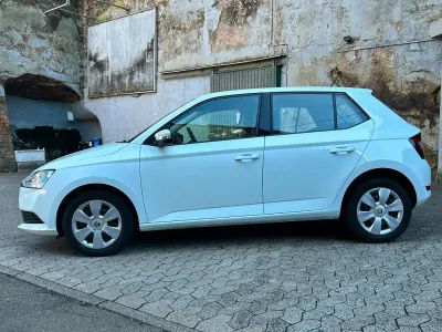 Używany Skoda Fabia Cool Plus 60 KM (44 kW) 2019 Biały Hatchback