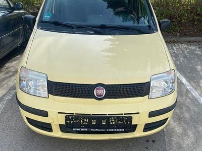 Second-hand Fiat Panda 54 CP (39 kW) 2009 Galben Hatchback