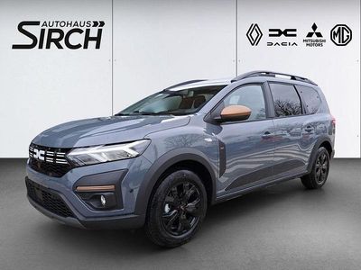 Gebraucht Dacia Jogger Extreme 94 PS (69 kW) 2024 Städtisches grau Van / Kleinbus