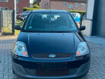 Gebraucht Ford Fiesta 60 PS (44 kW) 2006 Blau Kleinwagen