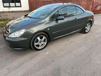 Gebraucht Peugeot 307 CC 136 PS (100 kW) 2004 Grün Cabrio