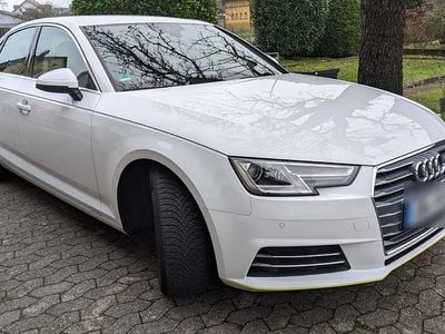 Gebraucht Audi A4 150 PS (110 kW) 2016 Weiß Limousine