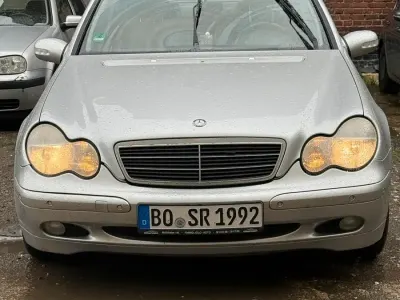 Gebraucht Mercedes C180 150 PS (110 kW) 2001 Silber Limousine