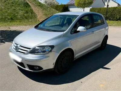 Usata VW Golf IV Goal 102 CV (75 kW) 2006 Argento Berlina