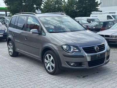 VW Touran Cross