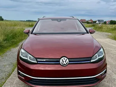 Gebraucht VW Golf VII Highline 131 PS (96 kW) 2020 Rot Kombi