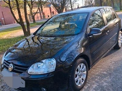 Begagnad VW Golf V 102 HK (75 kW) 2007 Svart Sedan