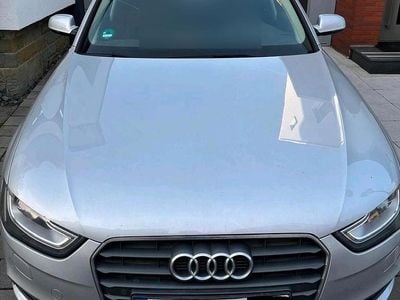 Silber Gebraucht 2013 Audi A4 Kombi | 7.800 € (Guter Preis)