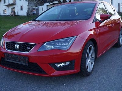 Usata Seat Leon FR 140 CV (102 kW) 2014 Rosso Berlina