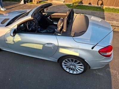 Gebraucht Mercedes SLK280 231 PS (169 kW) 2007 Silber Cabrio