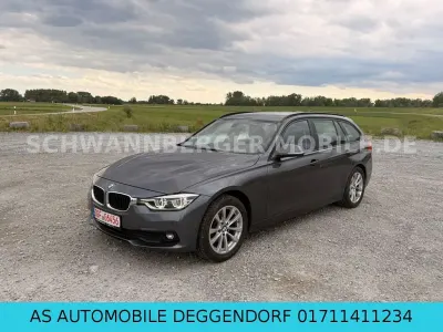 Używany BMW 320 Advantage 190 KM (139 kW) 2018 Szary Sedan/Limuzyna