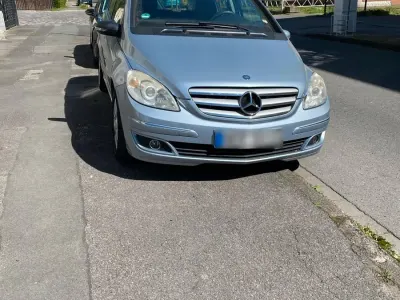 Second-hand Mercedes B200 136 CP (100 kW) 2007 Argintiu Monovolum