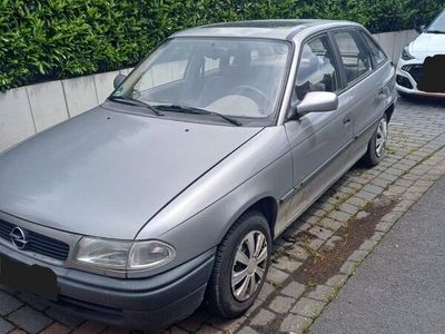 gebraucht Opel Astra 1.6 Benzin BJ 1995 ab 2025