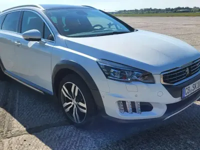Gebraucht Peugeot 508 RXH 181 PS (133 kW) 2016 Kombi