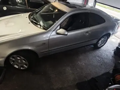 Używany Mercedes CLK230
