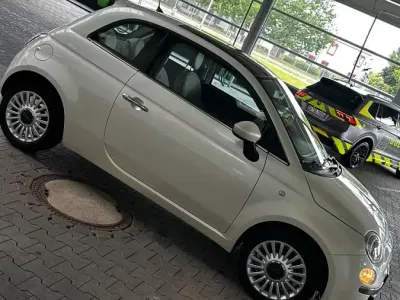 Gebraucht Fiat 500 Lounge 70 PS (51 kW) 2013 Weiß Kleinwagen