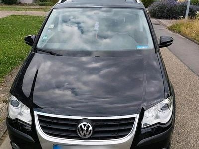 VW Touran Cross