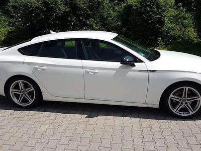 Gebraucht Audi A5 Sport 190 PS (139 kW) 2019 Weiß Coupé
