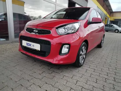 Gebraucht Kia Picanto DREAM-TEAM Edition 84 PS (61 kW) 2015 Signalrot met. Kleinwagen