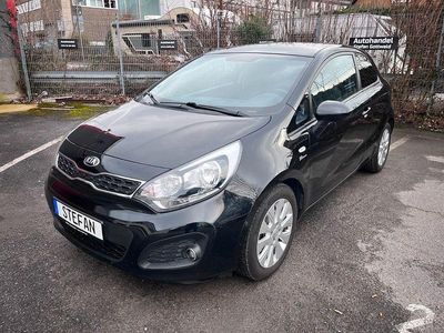 Second-hand Kia Rio DREAM-TEAM Edition 86 CP (63 kW) 2014 Negru Coupe